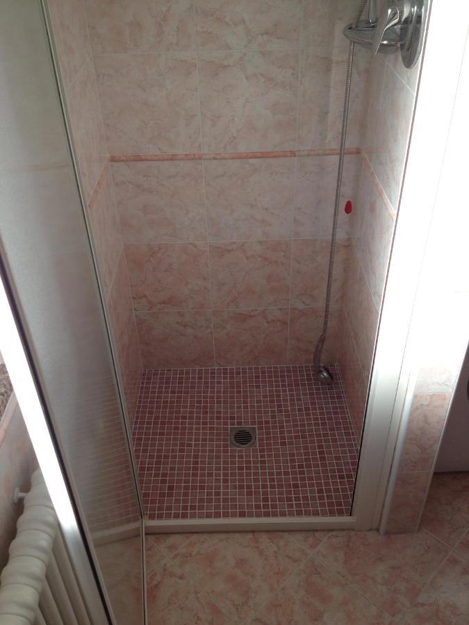 Apartment Aloe Apartments, Ombrellone, Parcheggio E Uso Di Biciclette Gratis Rimini