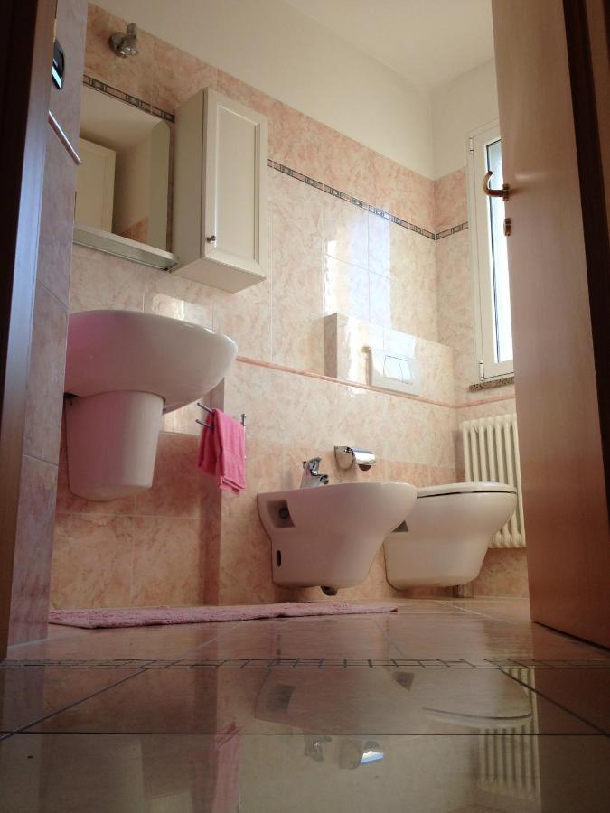 Apartamento Aloe Apartments, Ombrellone, Parcheggio E Uso Di Biciclette Gratis Rímini